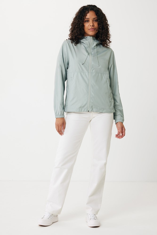 IQONIQ Logan Lightweight Jacke aus recyceltem Polyester
