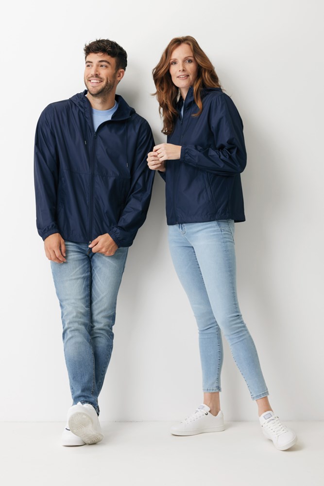 IQONIQ Logan Lightweight Jacke aus recyceltem Polyester